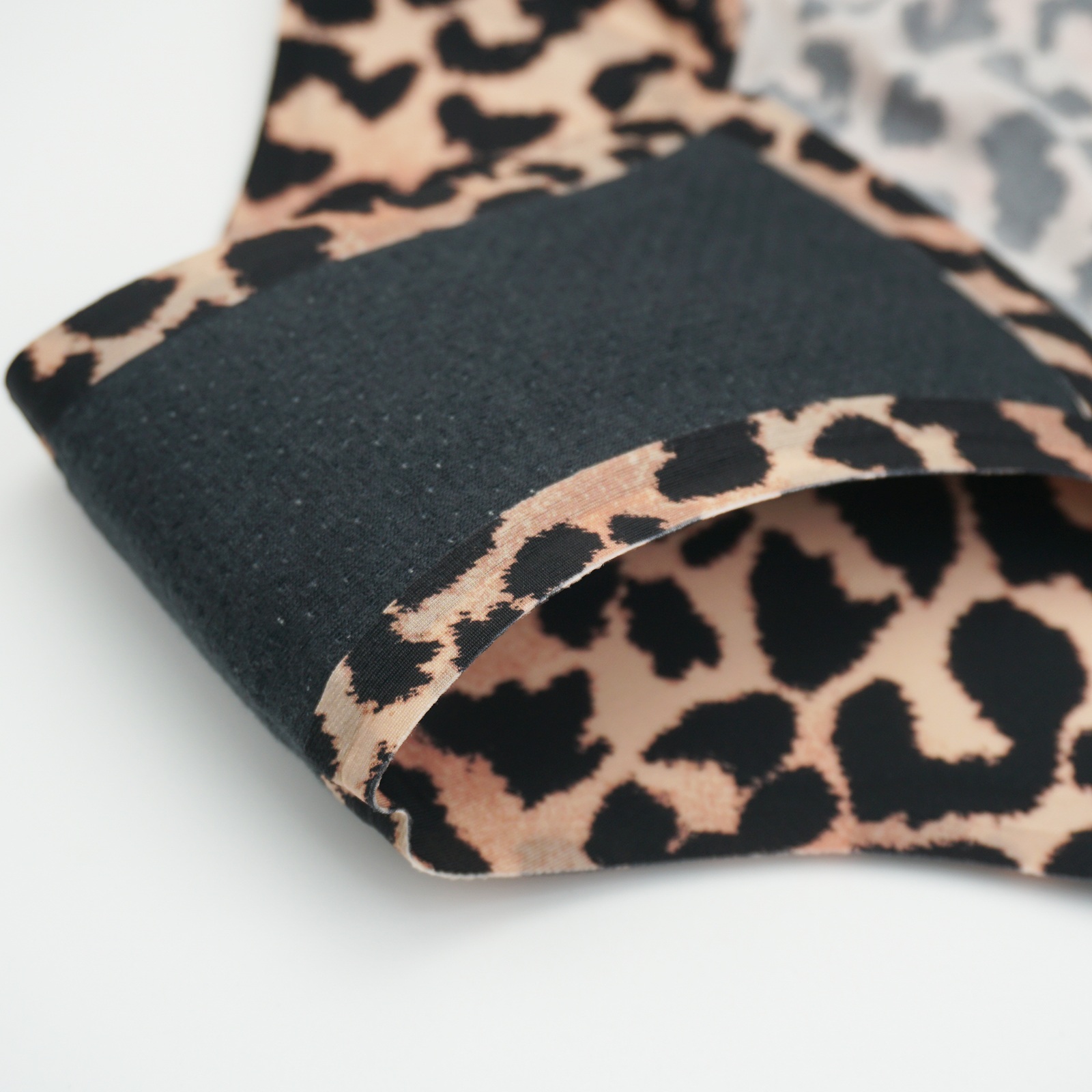 Culotte menstruelle imprimé léopard – Style 2008D