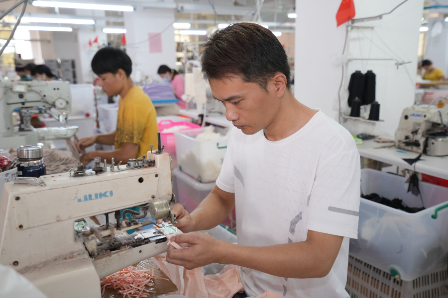 ljvogues's sewing process assembly line