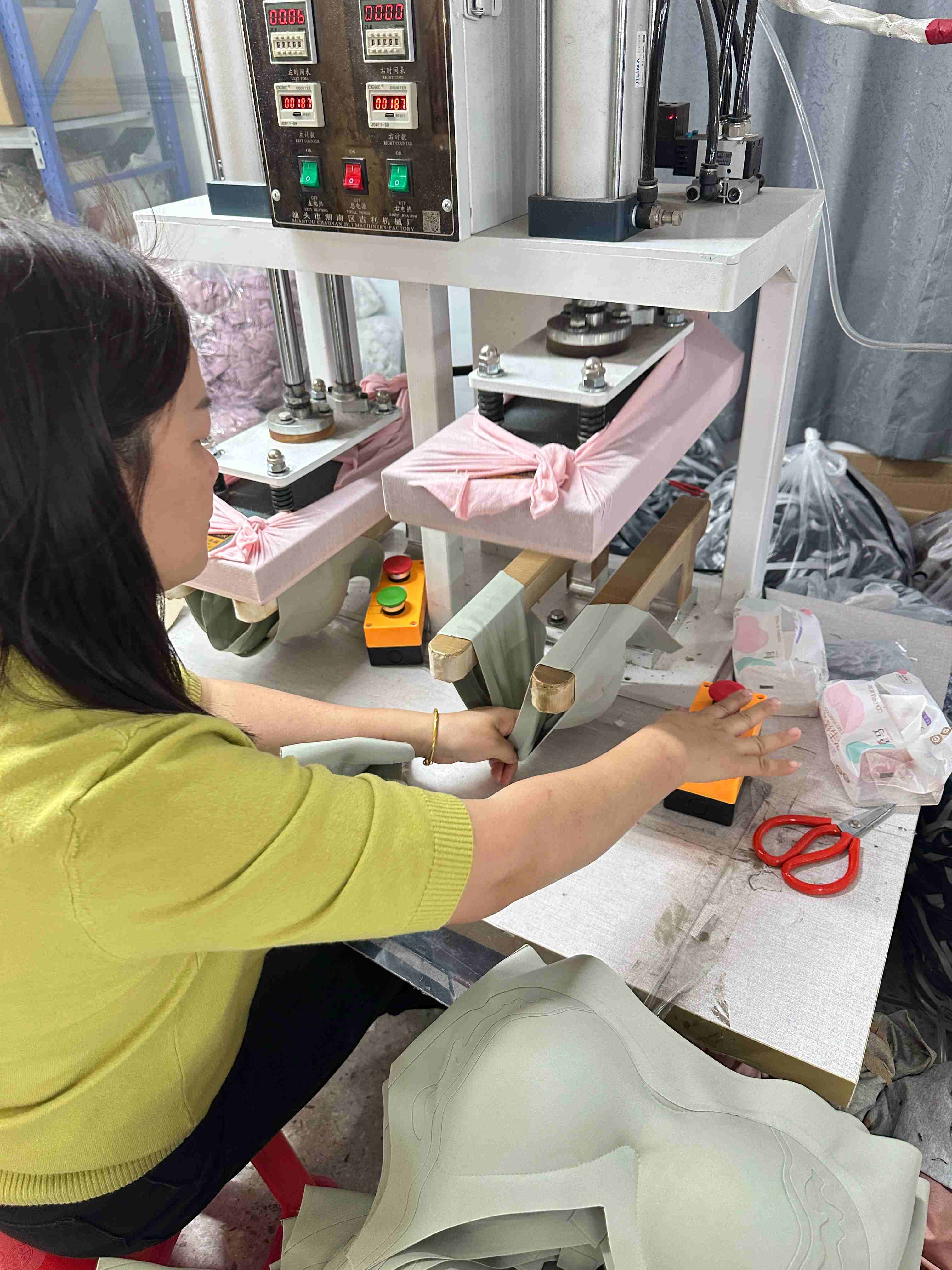 LJVOGUES-sous-vêtements-sans couture-heat-press-bonding.jpg